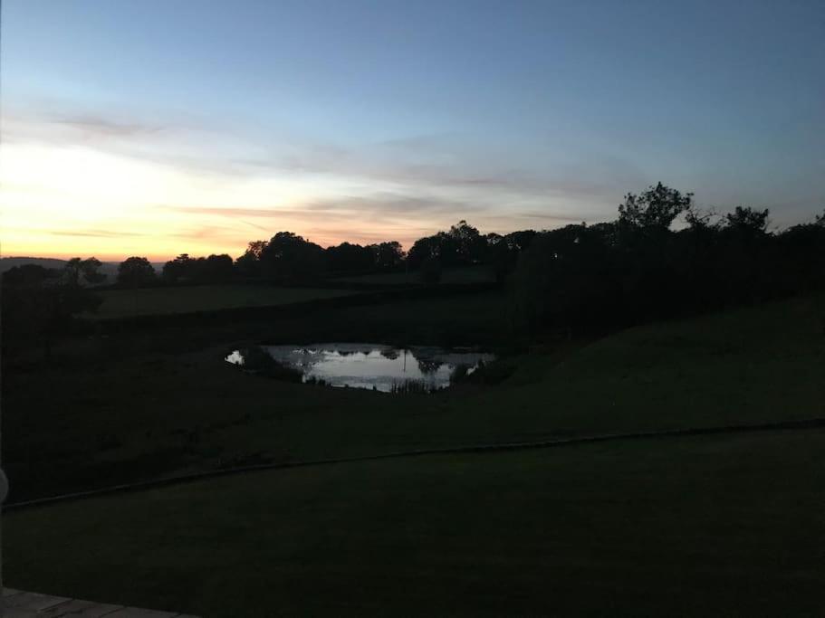 Gilfach Gower Farm Luxury Yurt With Hot Tub Hotell Ammanford Eksteriør bilde