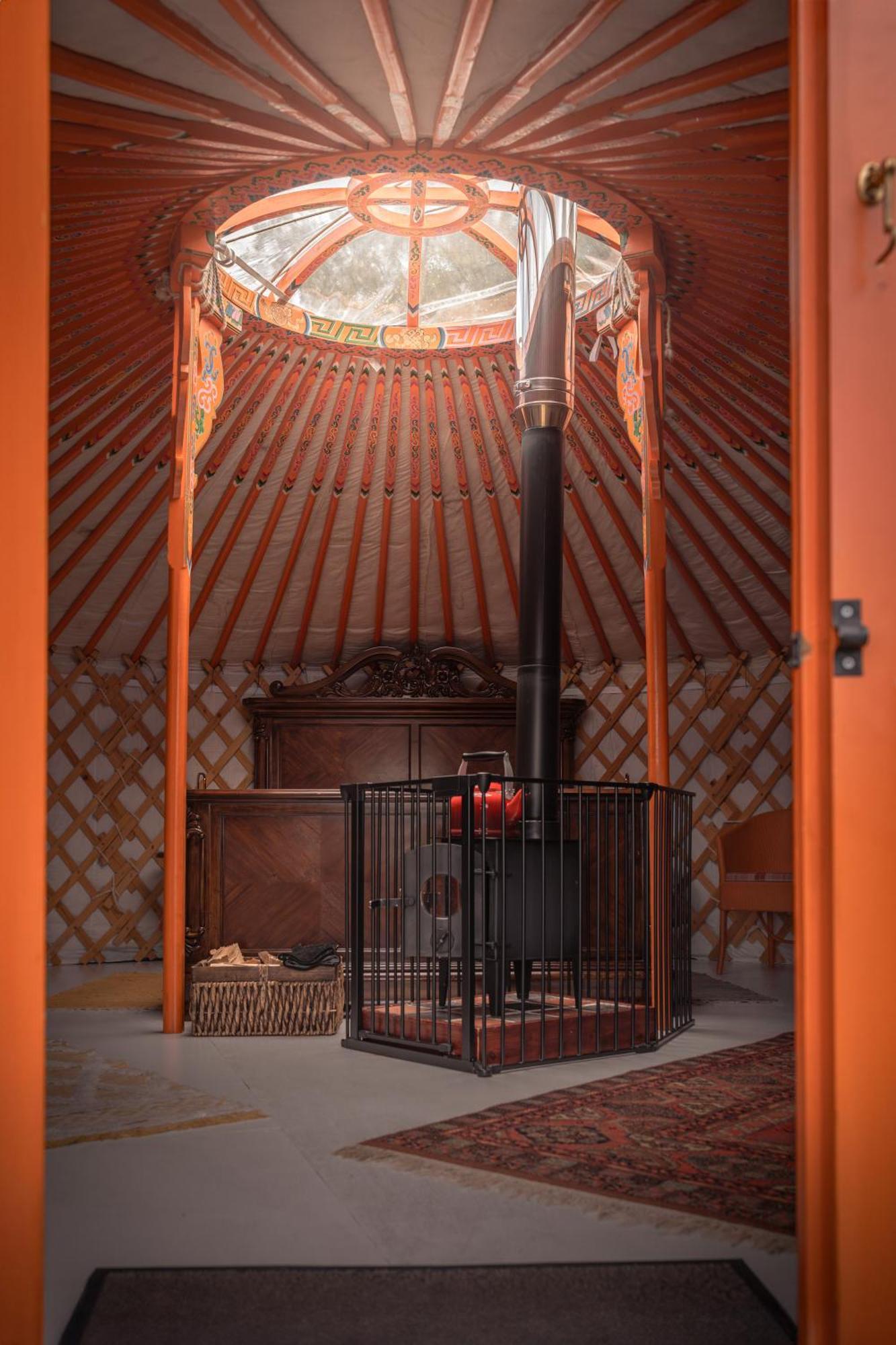Gilfach Gower Farm Luxury Yurt With Hot Tub Hotell Ammanford Eksteriør bilde